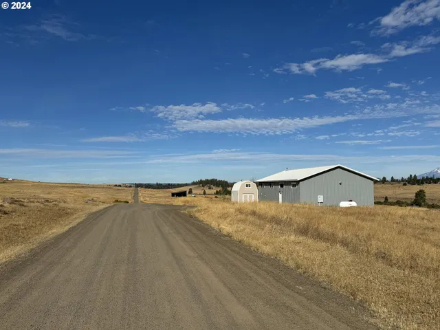 a view of ocean view