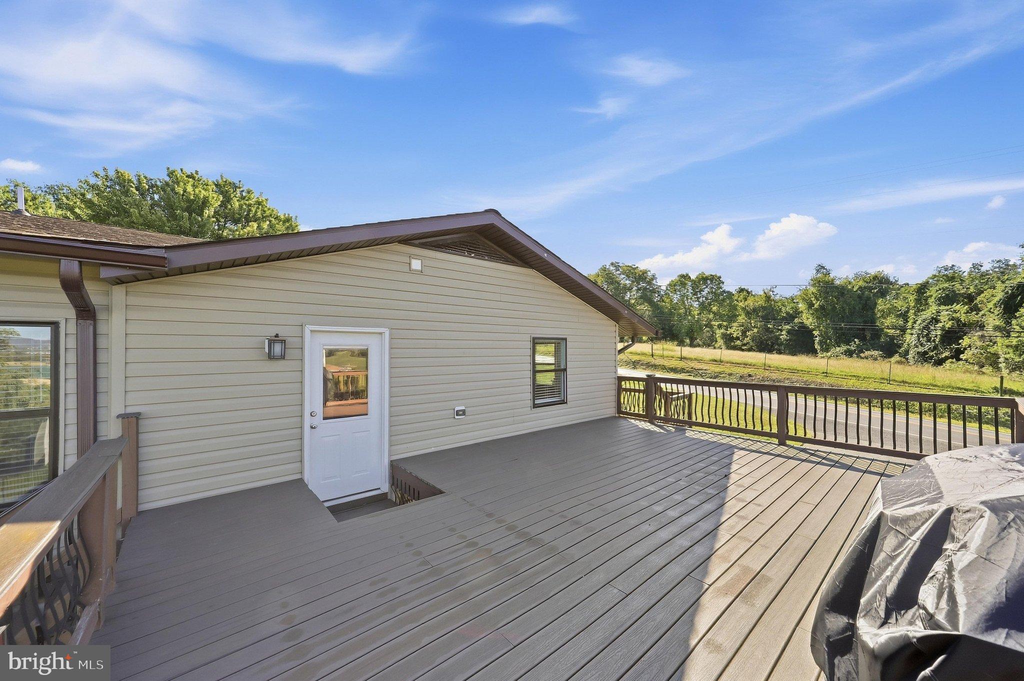 6916 Linganore Road Frederick, MD 21701 - Photo 51 of 57 Deck