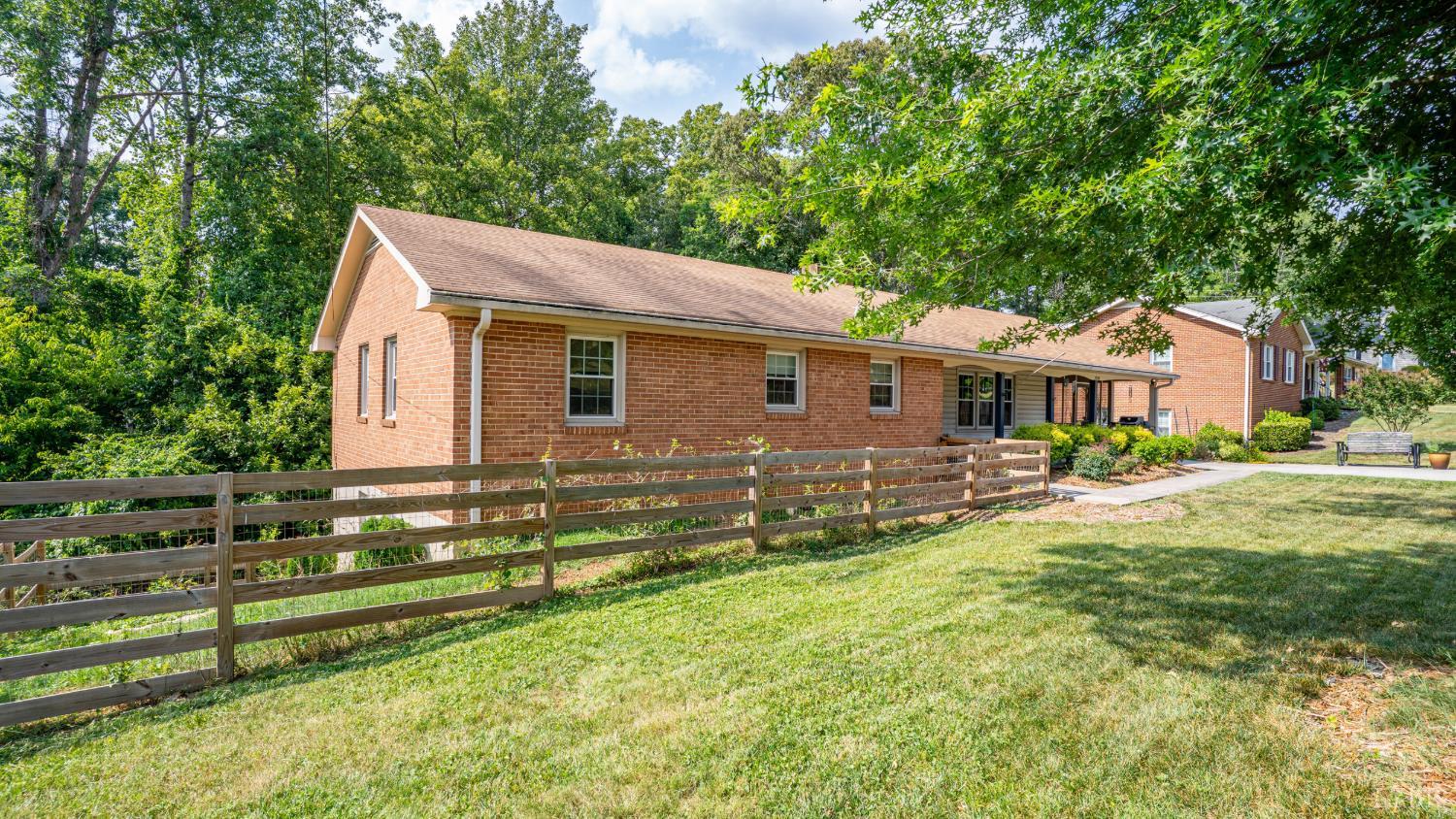 2305 Hawthorne Road Lynchburg, VA 24503 - Photo 37 of 56