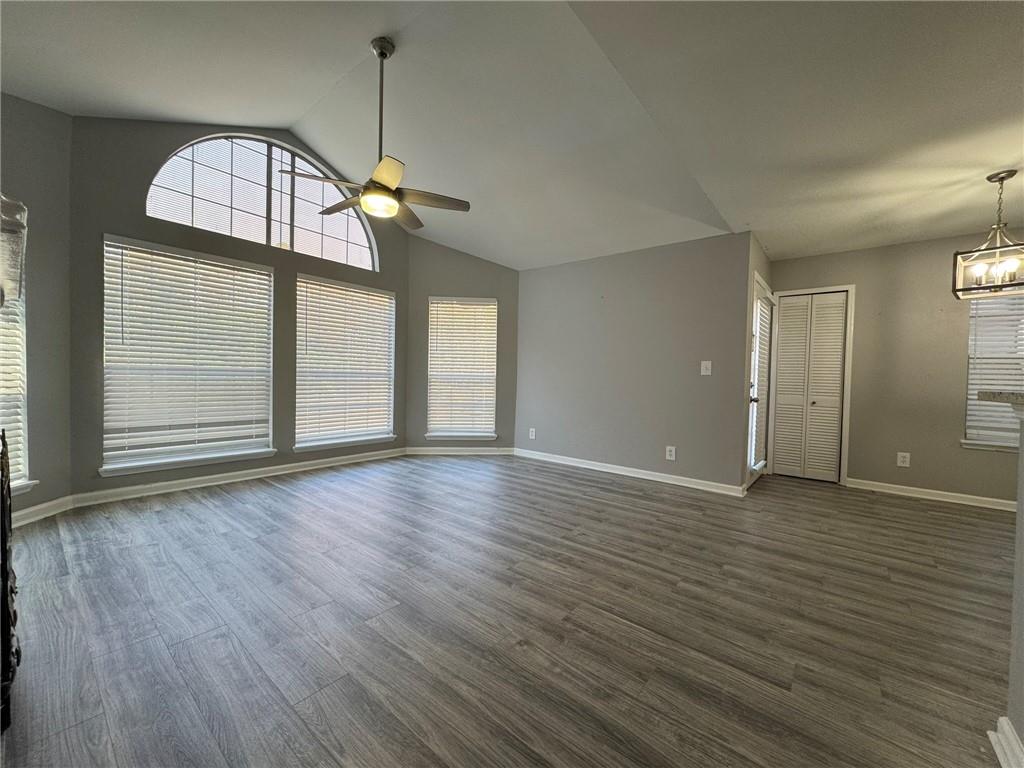 105 Hawkstone Way Alpharetta, GA 30022 - Photo 3 of 25