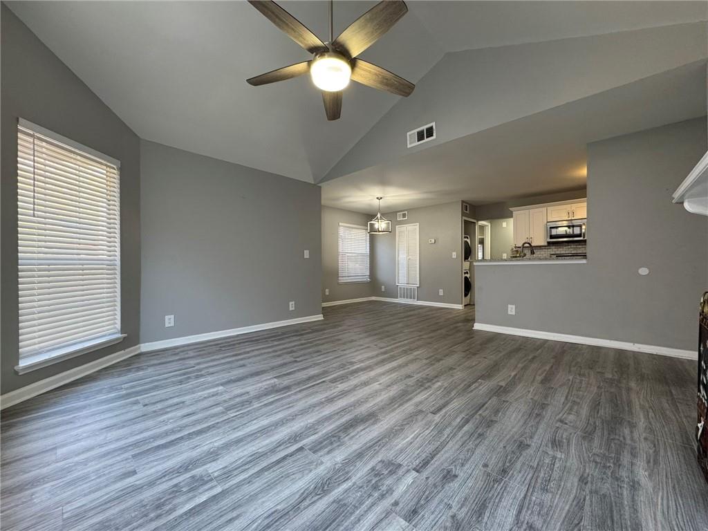 105 Hawkstone Way Alpharetta, GA 30022 - Photo 4 of 25