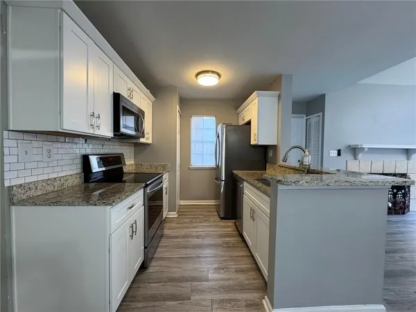 $1,700 | 105 Hawkstone Way, Alpharetta, GA 30022