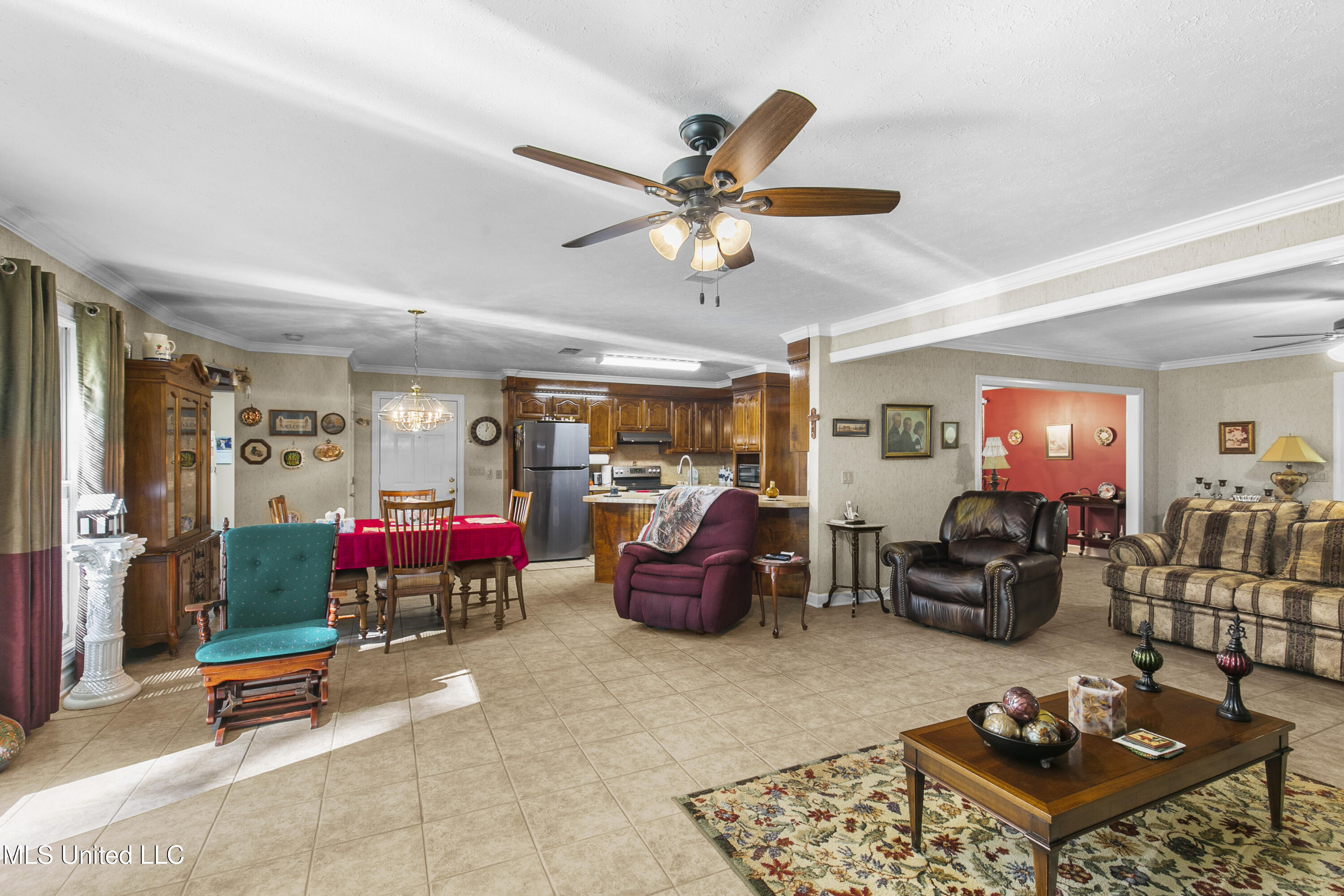1908 Timberlake Place Byram, MS 39272 - Photo 18 of 65 1908 Timber Lake-19