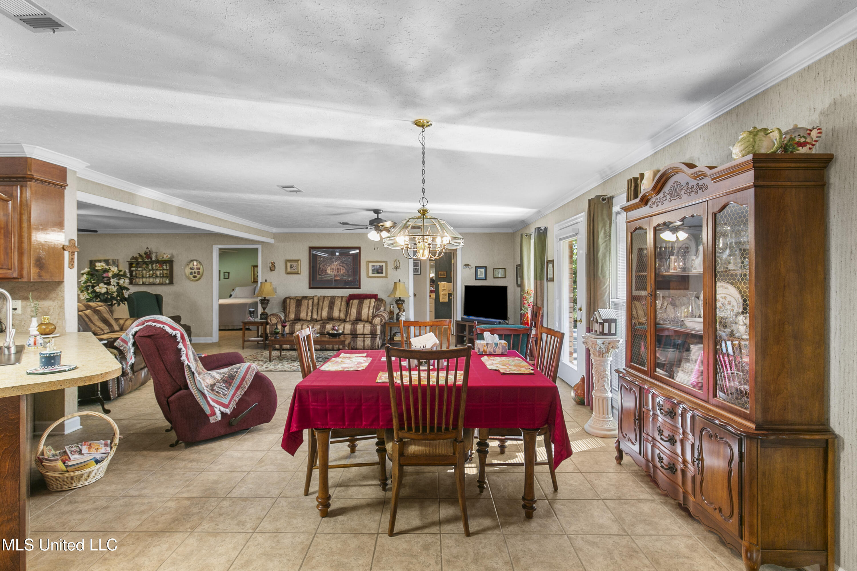 1908 Timberlake Place Byram, MS 39272 - Photo 20 of 65 1908 Timber Lake-21