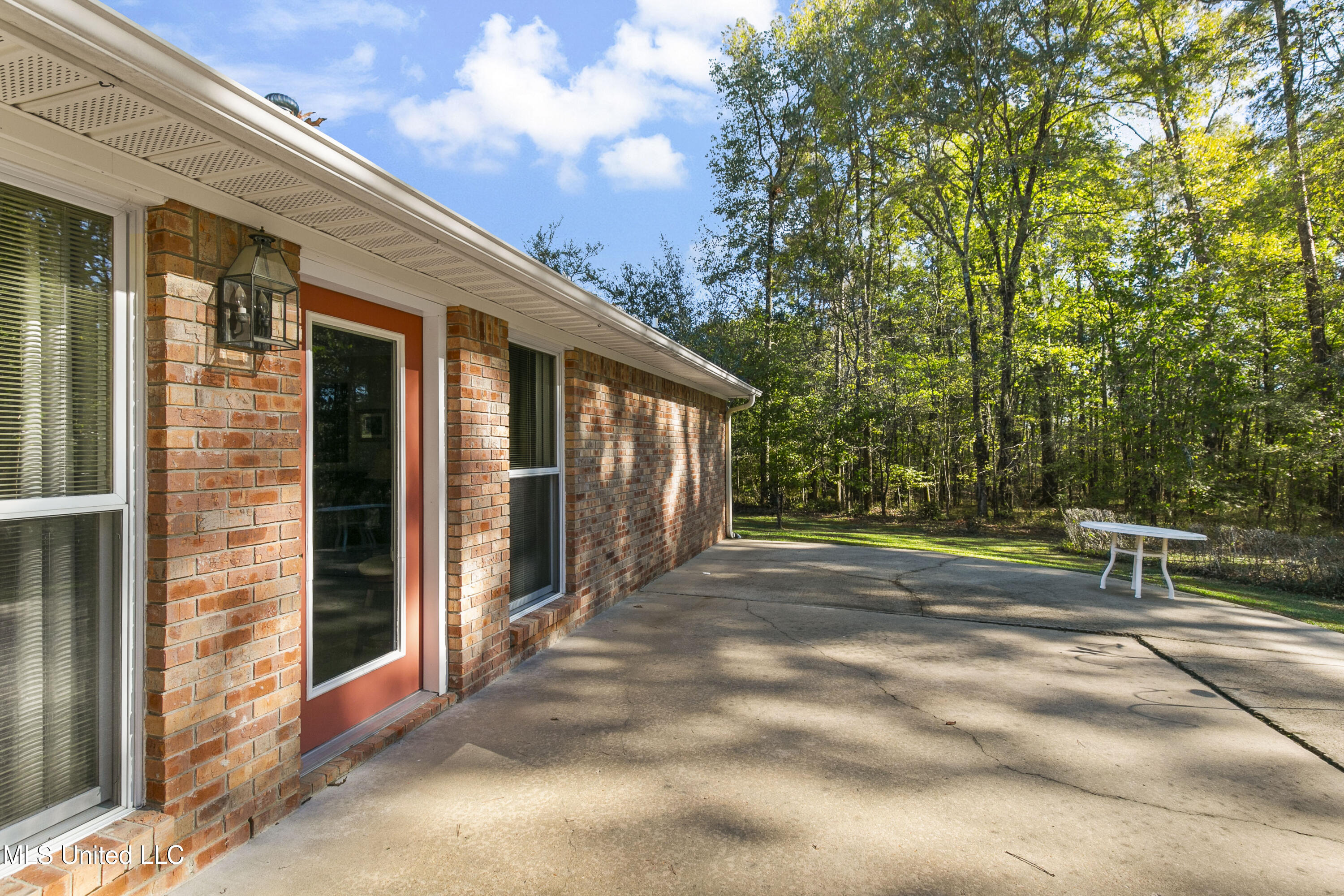 1908 Timberlake Place Byram, MS 39272 - Photo 49 of 65 1908 Timber Lake-51