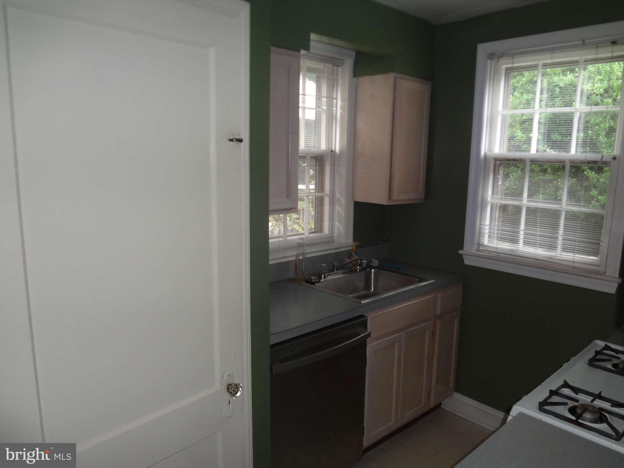 4632 Q Street Northwest Washington, DC 20007 - Photo 2 of 17 Kitchen