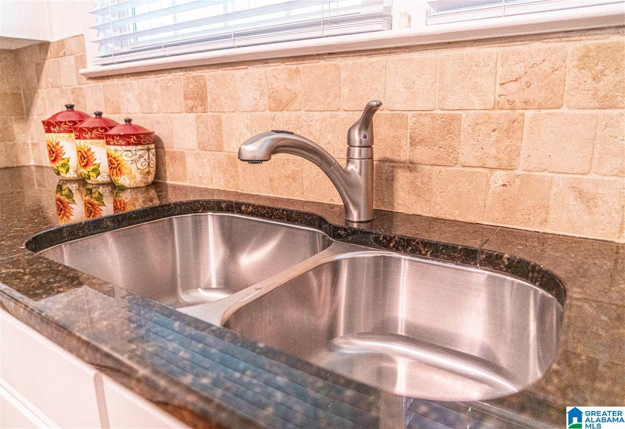 557 Shades Crest Road Birmingham, AL 35226 - Photo 23 of 41