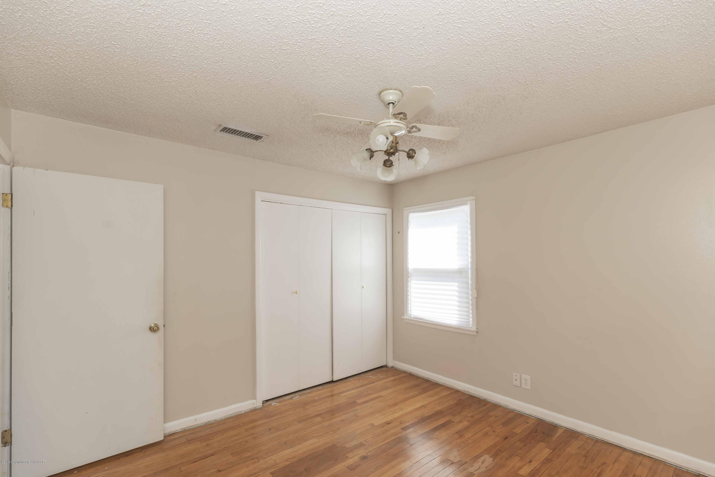3524 Lometa Drive Amarillo, TX 79109 - Photo 16 of 21 a view of an empty room with window