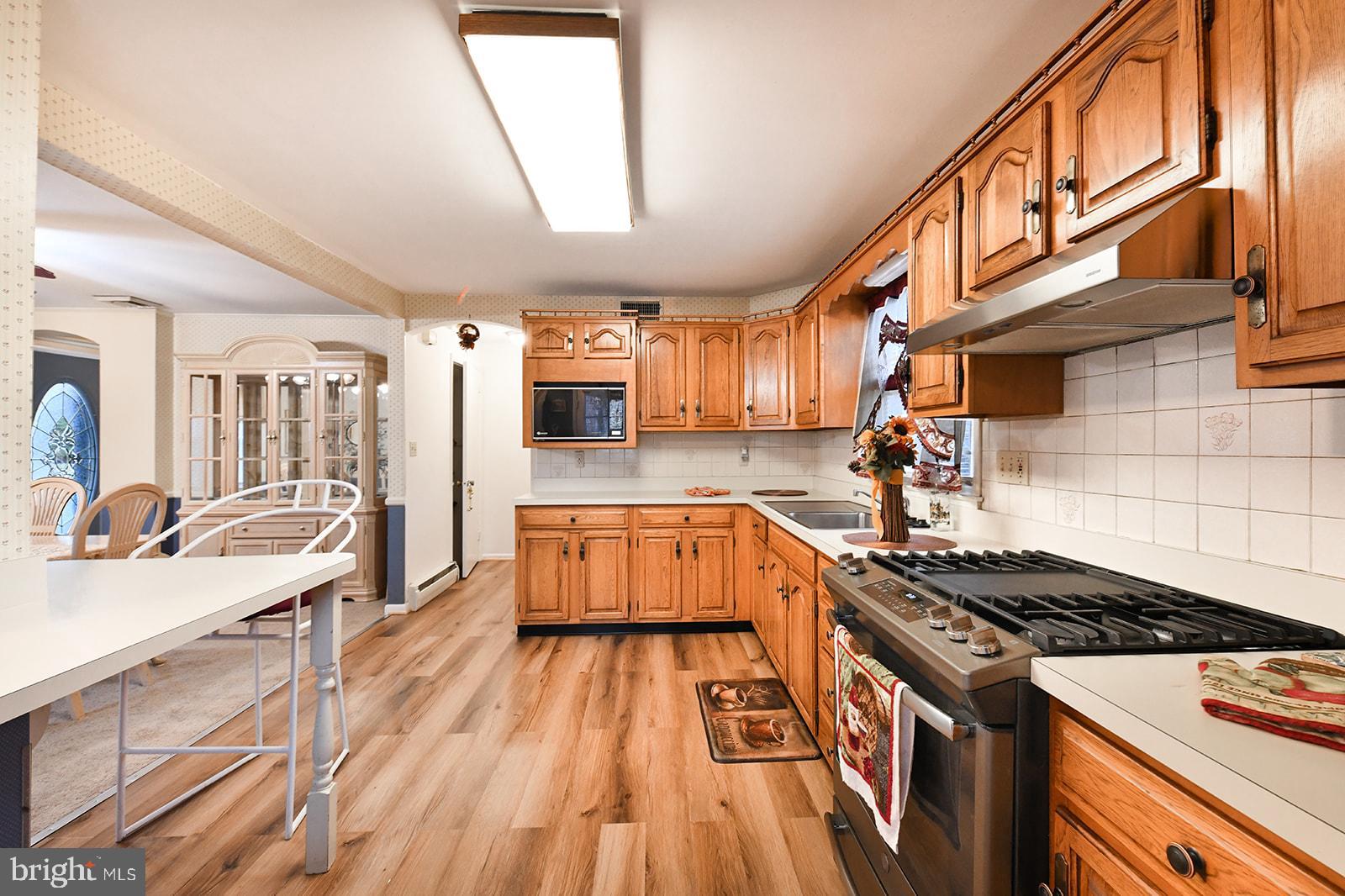 2109 Kalb Manor Road Baltimore, MD 21244 - Photo 10 of 49 Dual Entry Kitchen