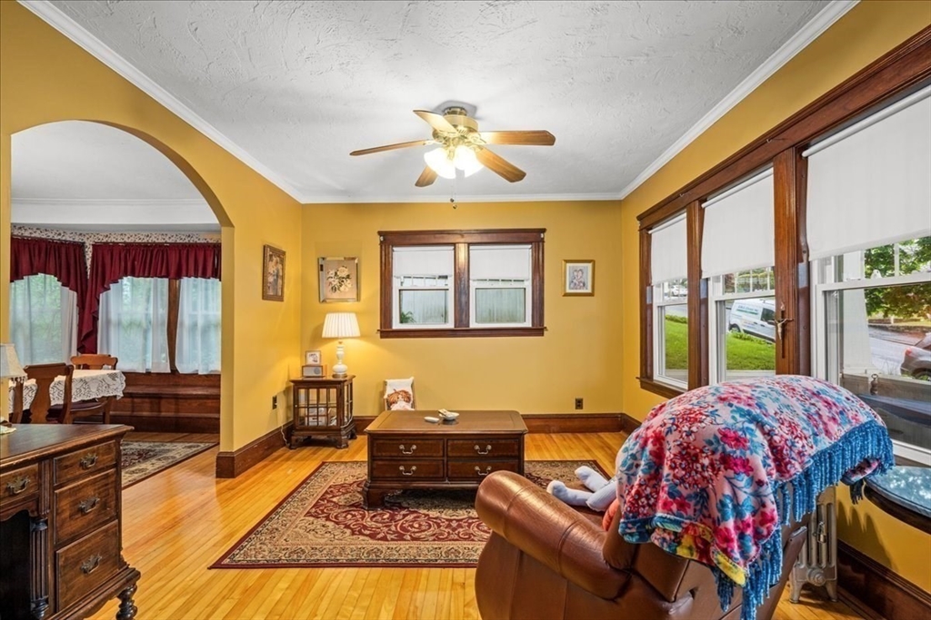 39 Kosta Street Worcester, MA 01607 - Photo 12 of 41 Gallery Image 12