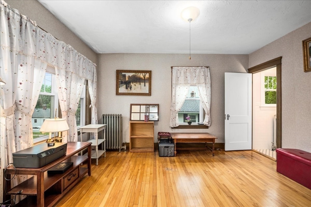 39 Kosta Street Worcester, MA 01607 - Photo 13 of 41 Gallery Image 13