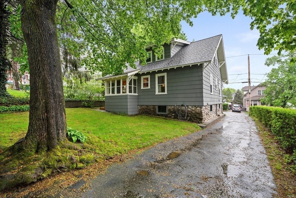 39 Kosta Street Worcester, MA 01607 - Photo 32 of 41 Gallery Image 32
