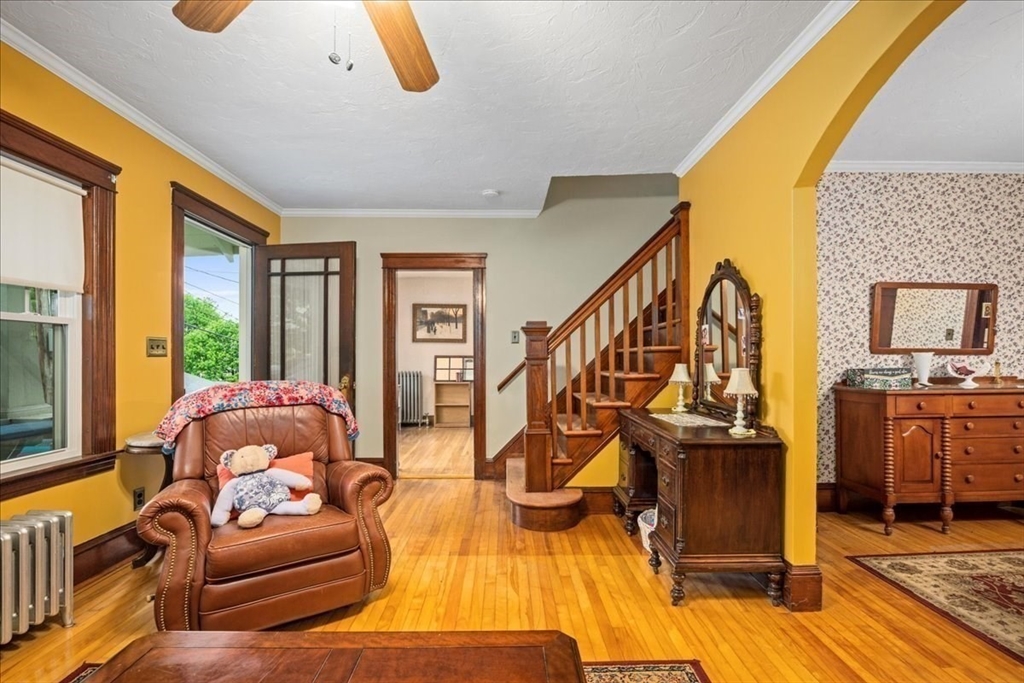 39 Kosta Street Worcester, MA 01607 - Photo 10 of 41 Gallery Image 10