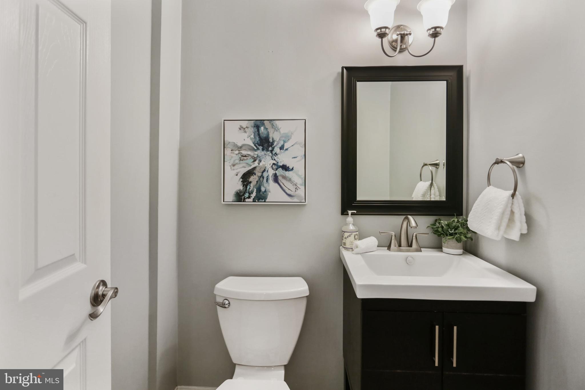 2633 Adams Mill Road Northwest, Unit 102 Washington, DC 20009 - Photo 17 of 36