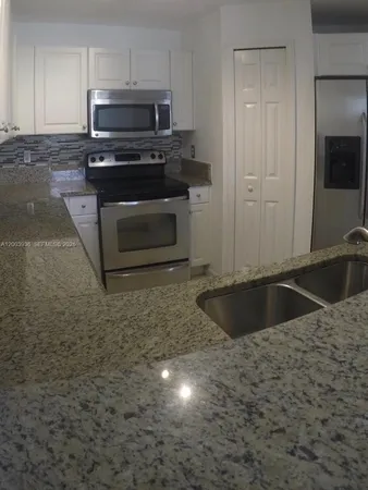 $2,980 | 11401 Northwest 89th Street, Unit 105, Doral, FL 33178