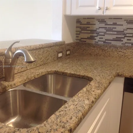 $2,980 | 11401 Northwest 89th Street, Unit 105, Doral, FL 33178