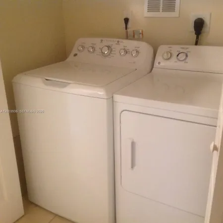 $2,980 | 11401 Northwest 89th Street, Unit 105, Doral, FL 33178