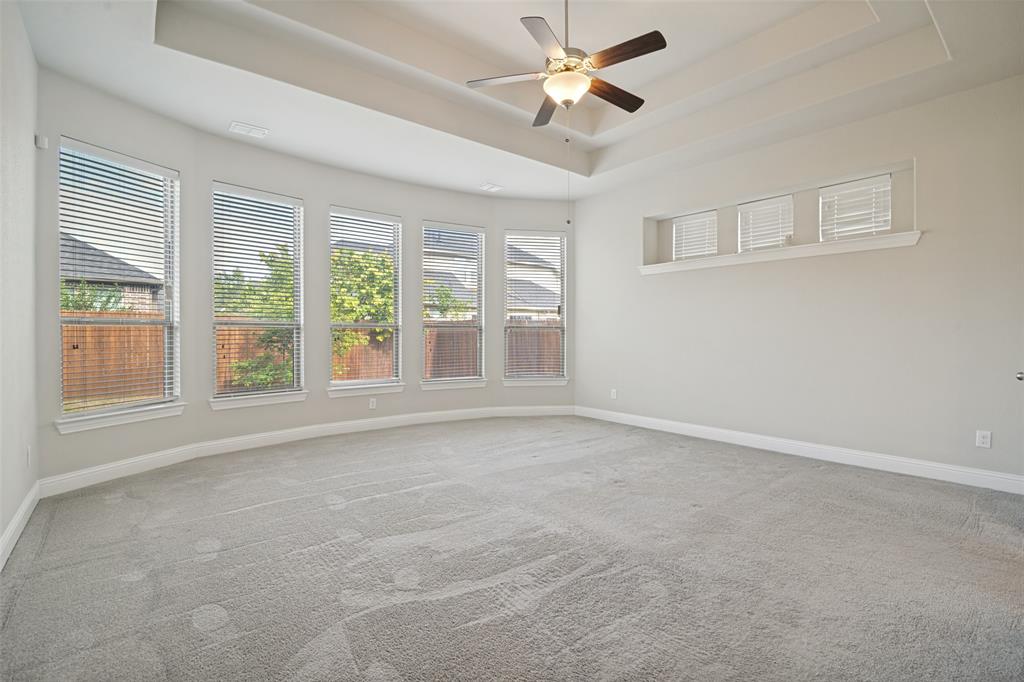 2802 Merlot Circle Rowlett, TX 75088 - Photo 14 of 40 a view of an empty room with a window
