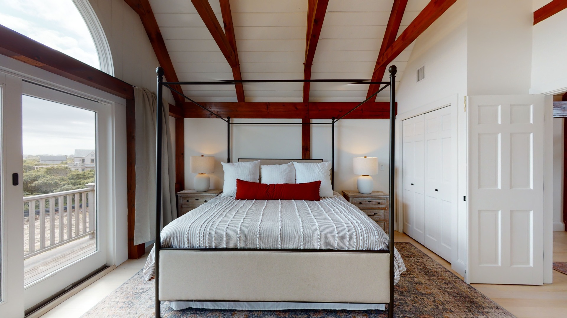 32 Chuck Hollow Road Nantucket, MA 02554 - Photo 20 of 31 Master bedroom