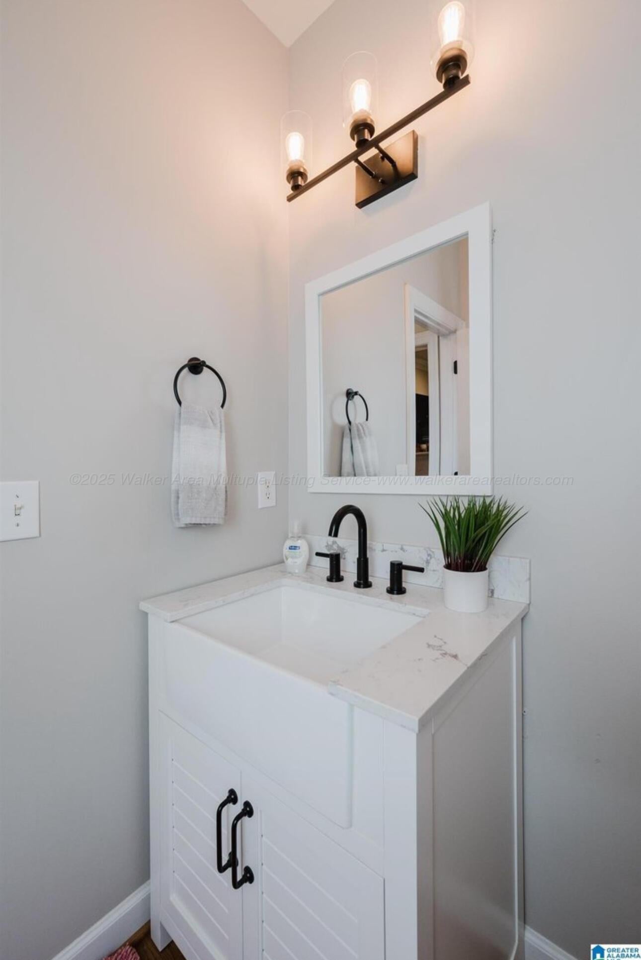 1439 Brookside Road Mount Olive, AL 35117 - Photo 7 of 14 Gallery Image 7