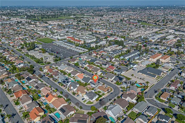 $1,550,000 | 5316 Vista Real, Cypress, CA 90630