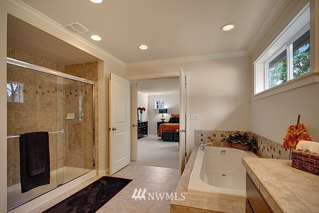 22101 38th Avenue Southeast Bothell, WA 98021 - Photo 11 of 13
