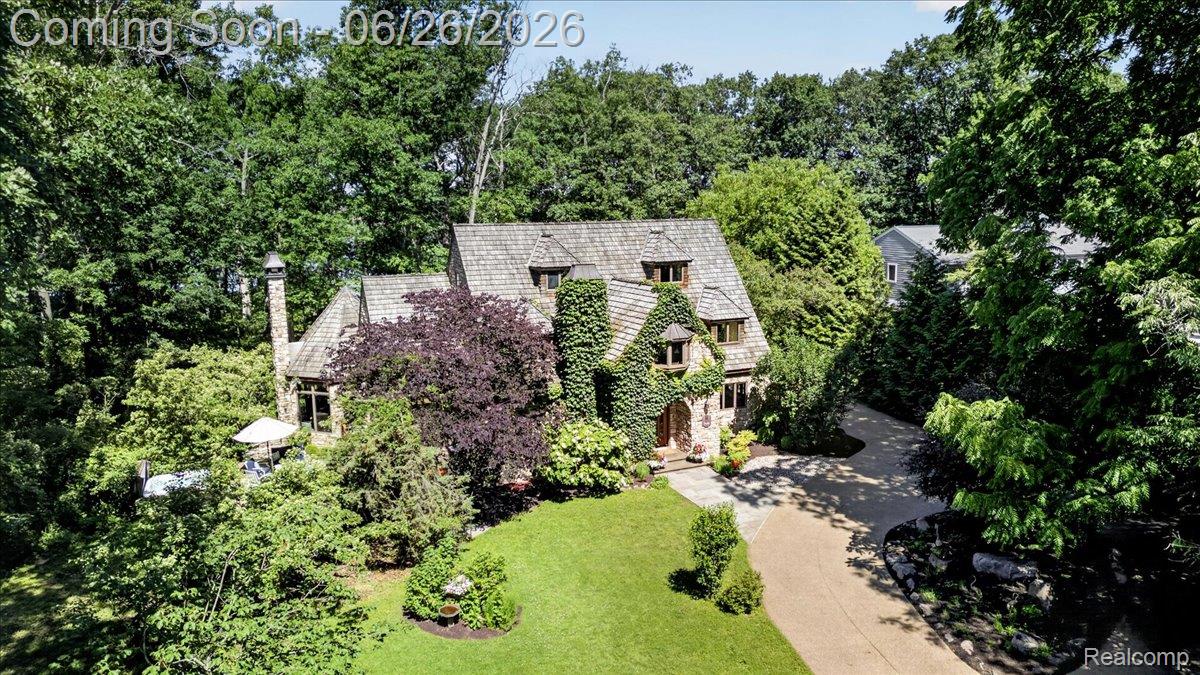 29498 East River Road Grosse Ile, MI 48138 - Photo 2 of 66 Welcome to 29489 E River Road, Grosse Ile, MI