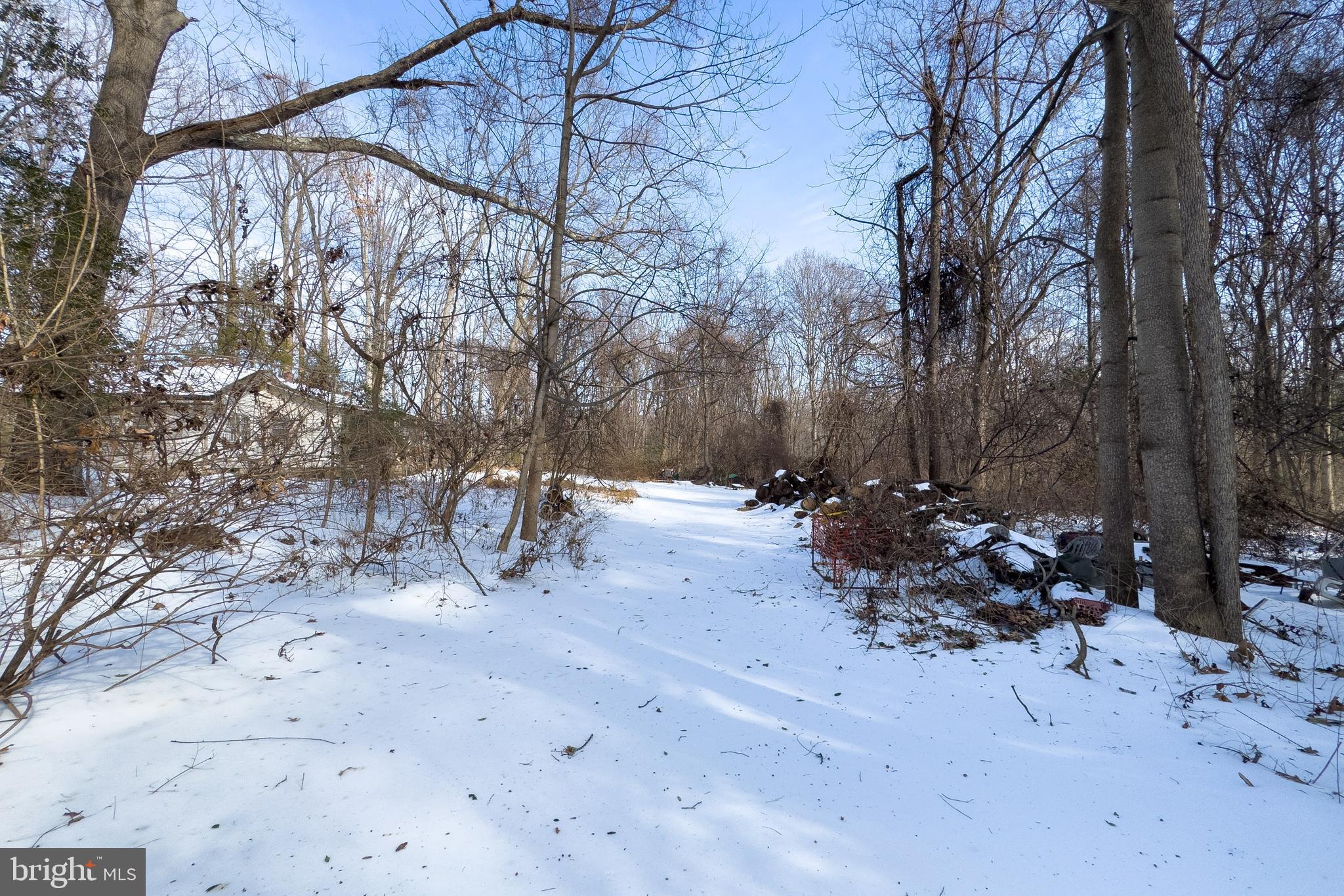 11523 Popes Head Road Fairfax, VA 22030 - Photo 2 of 7