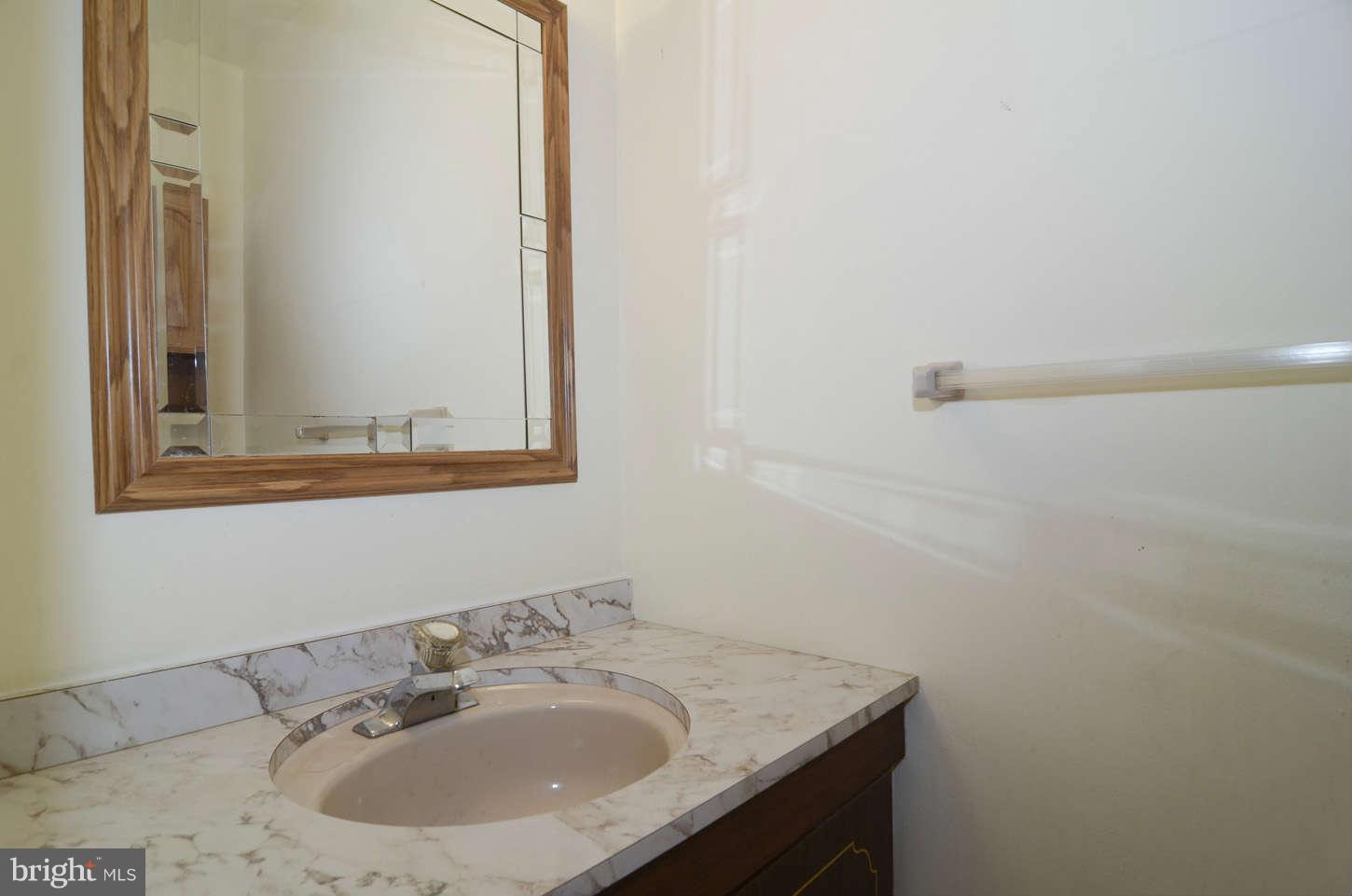 2150 Tulsa Road Sykesville, MD 21784 - Photo 7 of 14 Powder Room