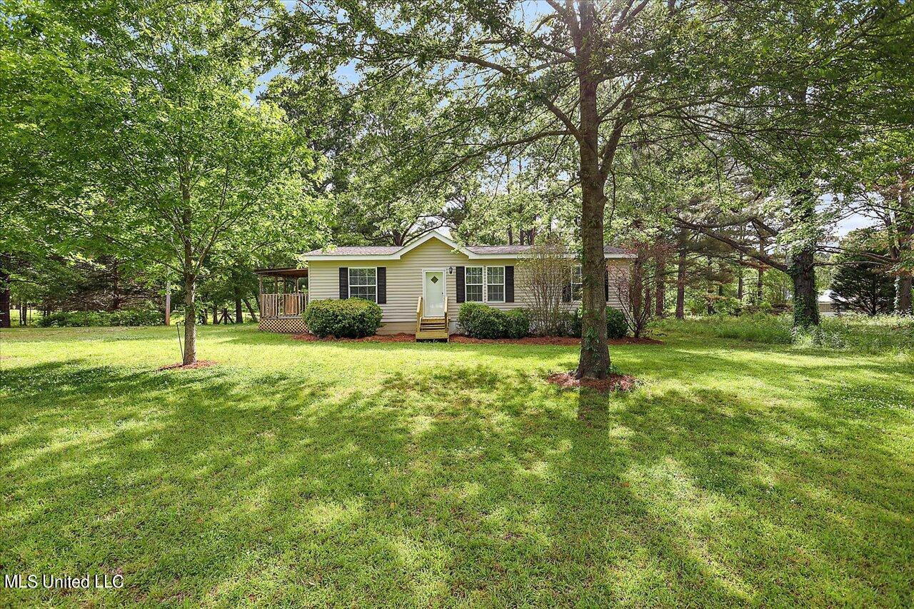 138 St Catherine Road Canton, MS 39046 - Photo 1 of 22 front