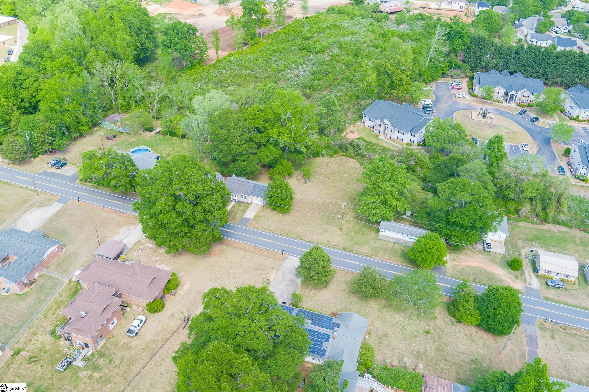 77 Blackstock Road Inman, SC 29349 - Photo 4 of 11