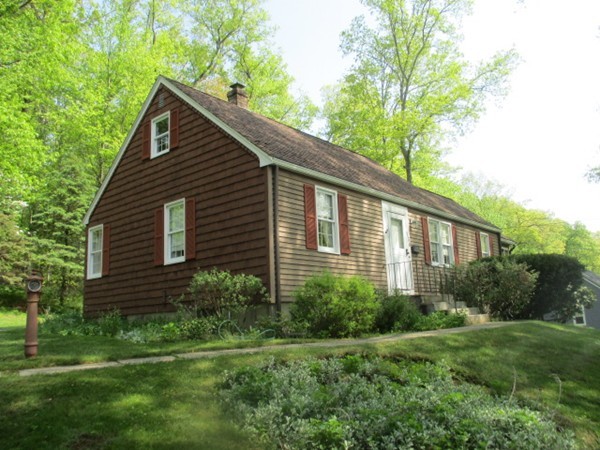 136 Northgate Road Northborough, MA 01532 - Photo 1 of 27 Gallery Image 1