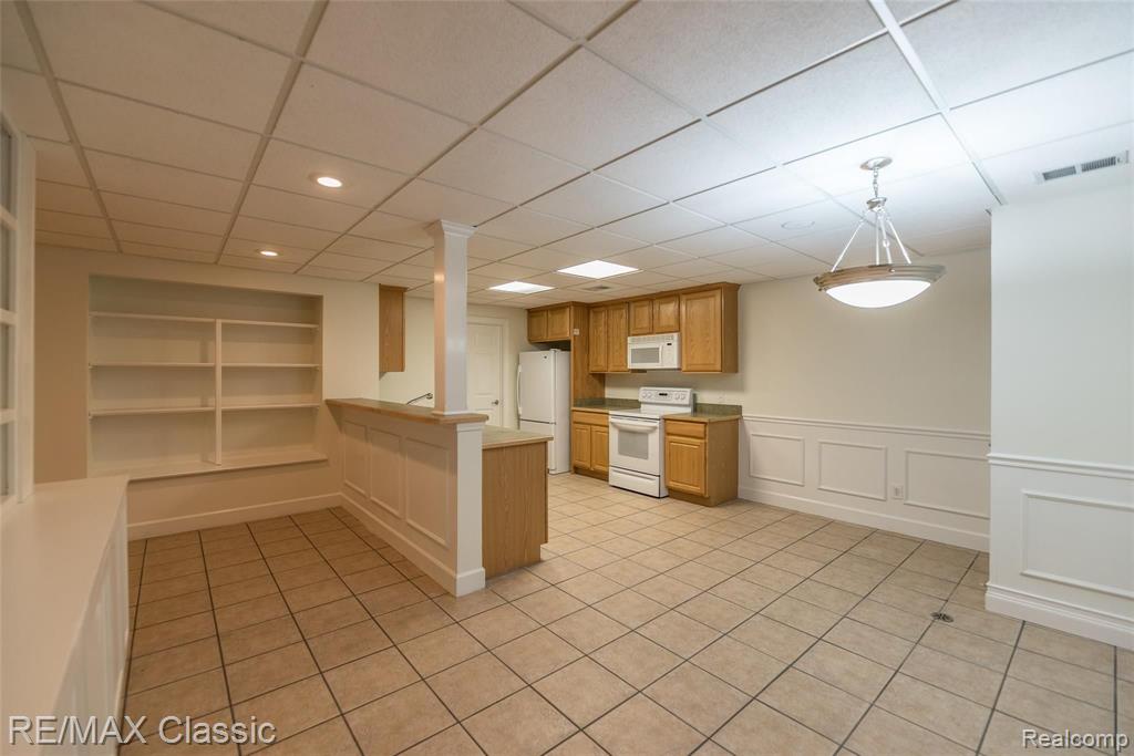 599 Chester Street Birmingham, MI 48009 - Photo 37 of 42