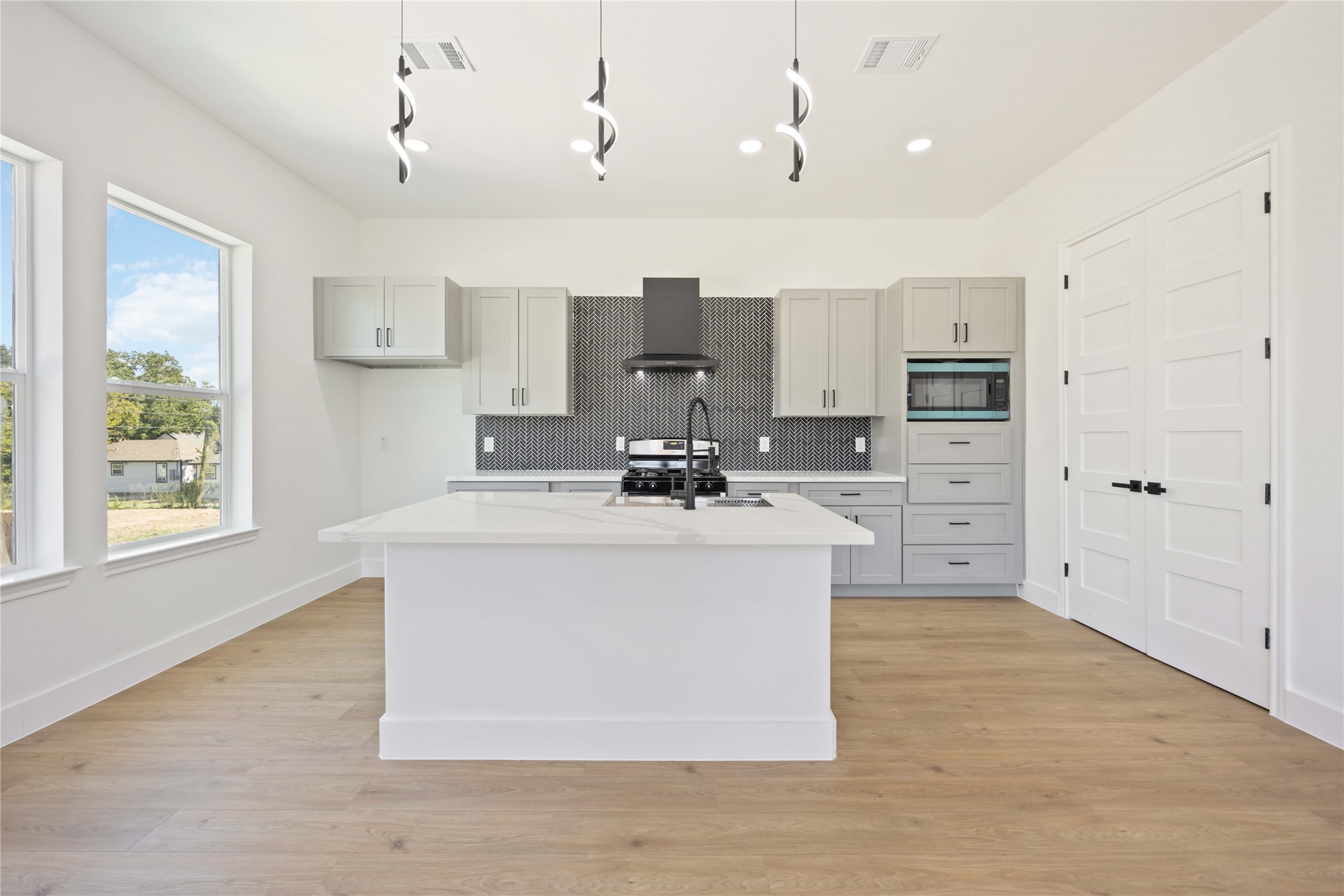 3022 Drew Street Houston, TX 77004 - Photo 12 of 30