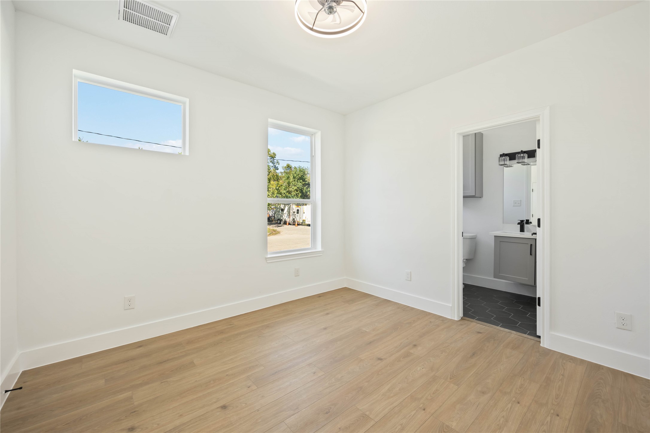3022 Drew Street Houston, TX 77004 - Photo 5 of 30