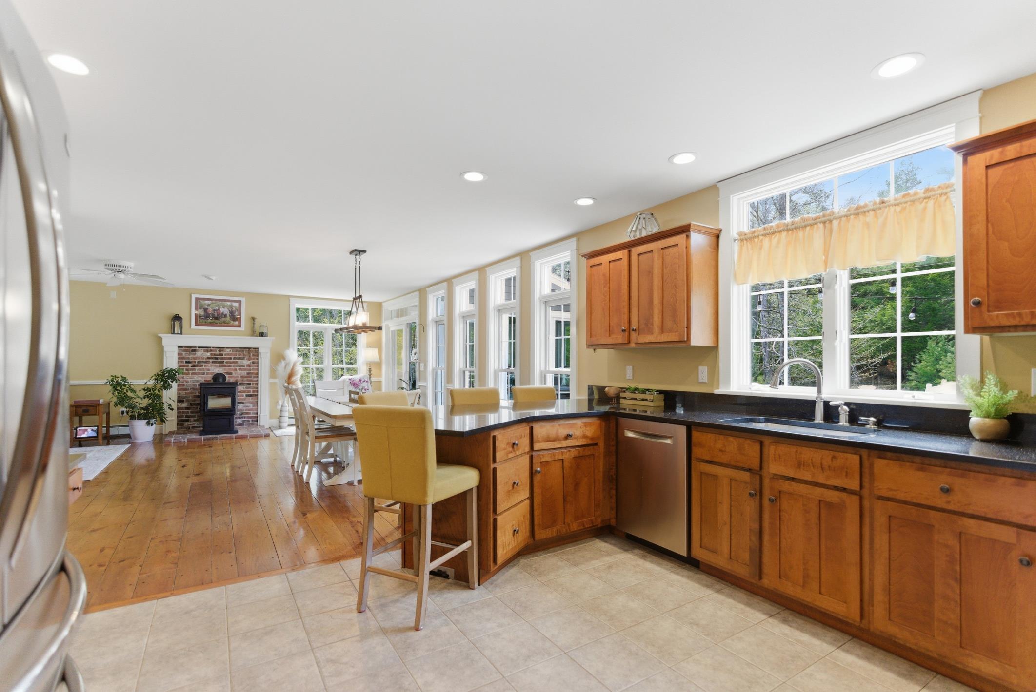 105 Dyer Road Lewiston, ME 04240 - Photo 15 of 110 Kitchen