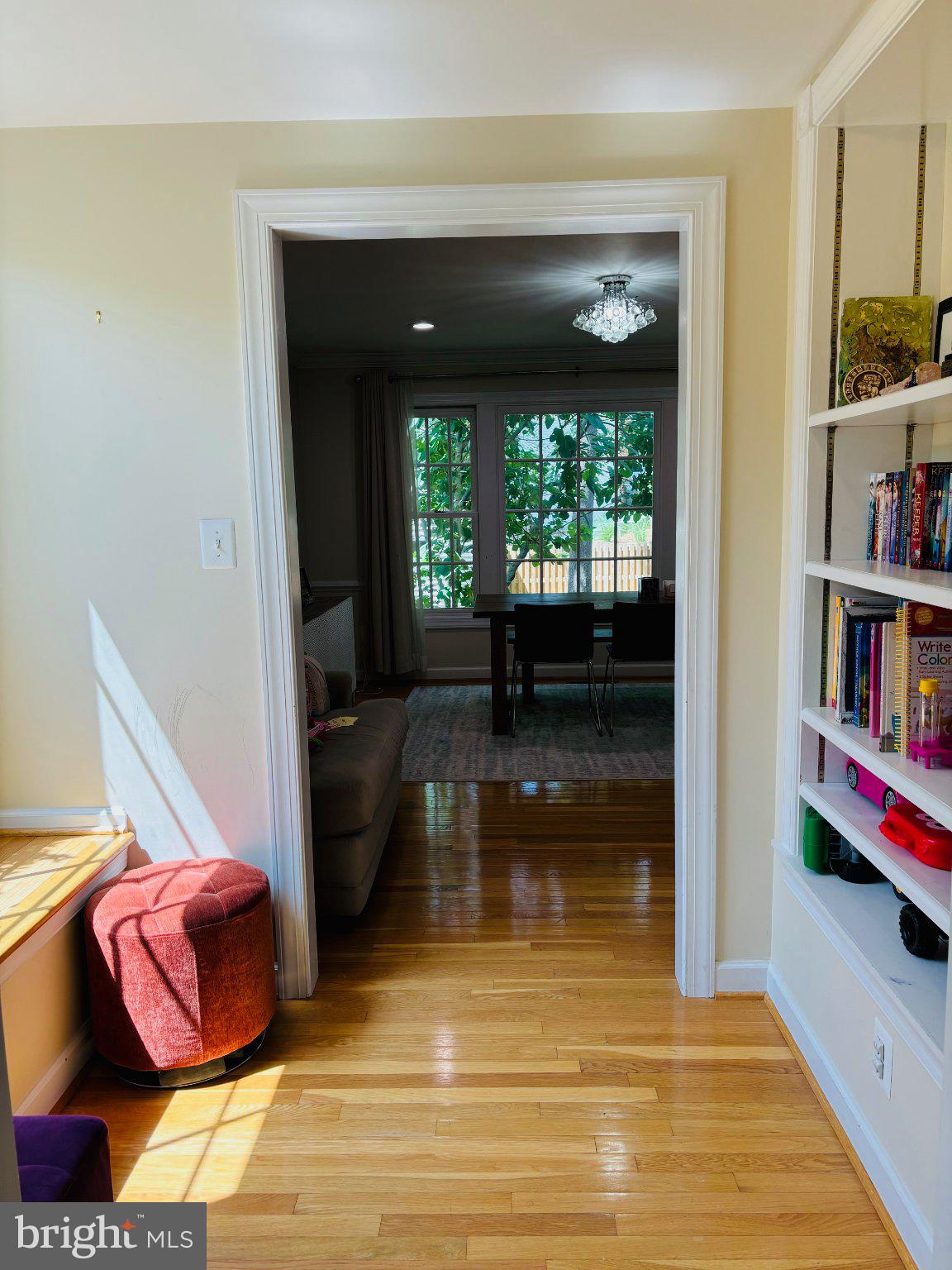 2062 Madrillon Road Vienna, VA 22182 - Photo 12 of 49 Gallery Image 12