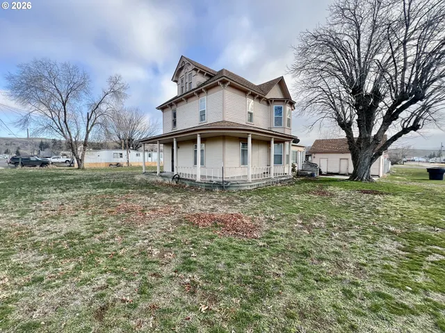 $195,000 | 216 East Fulton Street, Union, OR 97883