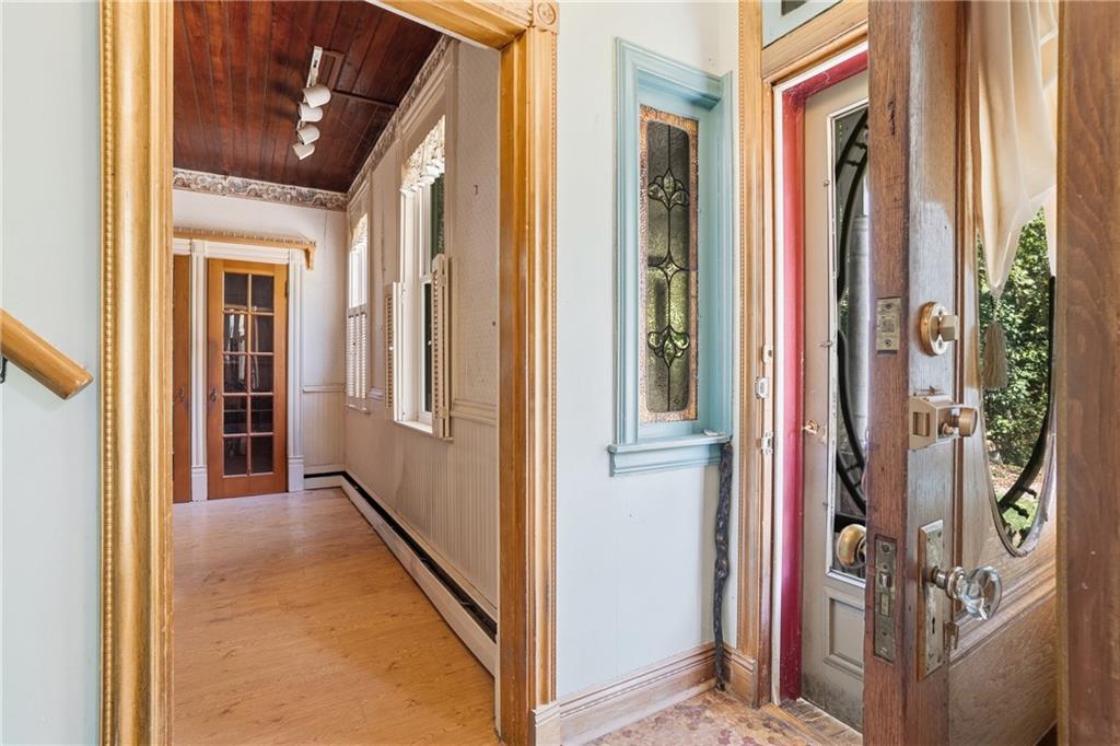 118 Saltarka Road Zelienople, PA 16063 - Photo 3 of 36 Gallery Image 3
