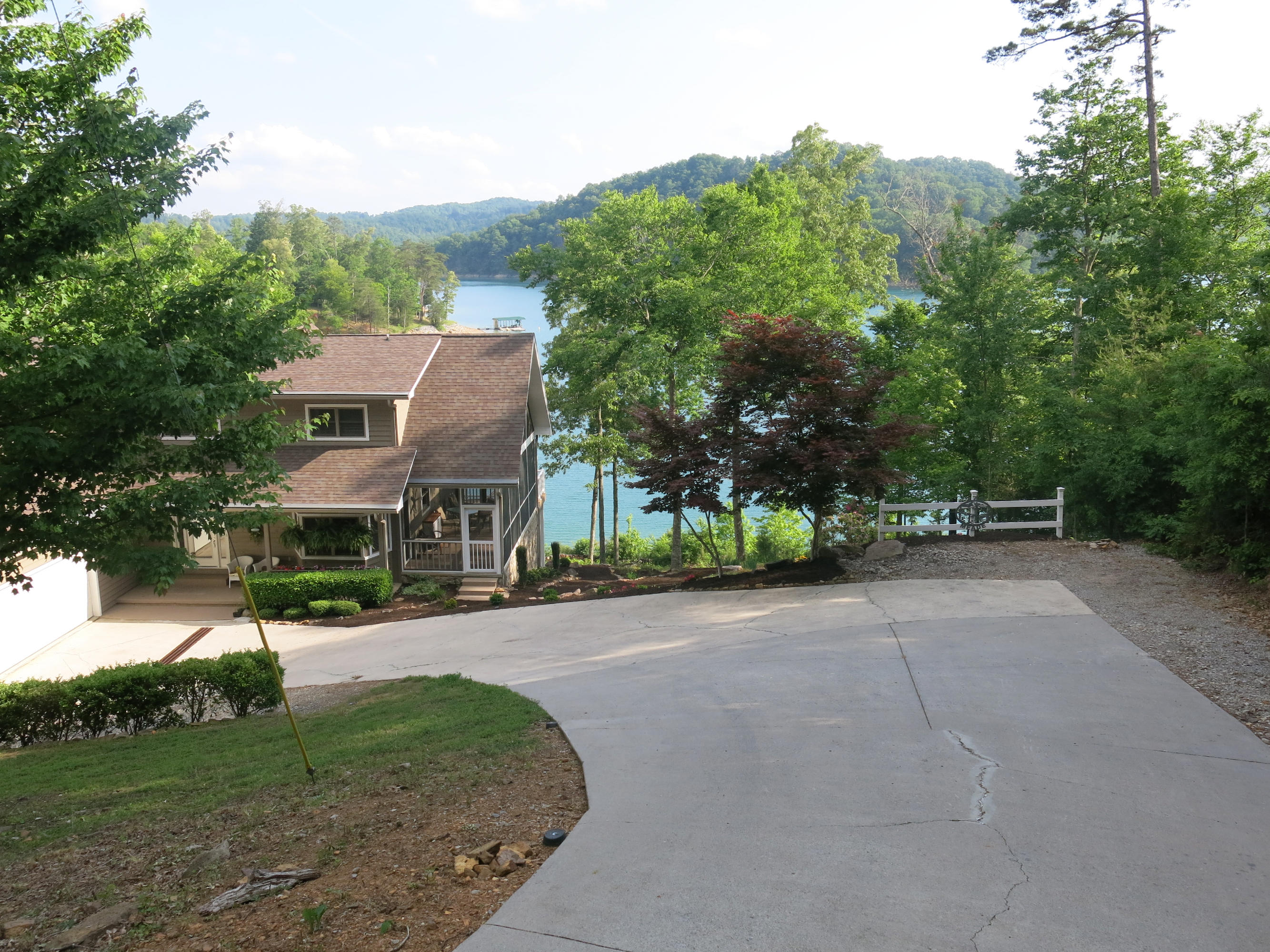 275 Big Ridge Point Sharps Chapel, TN 37866 - Photo 3 of 38 3_275BigRidgePoint