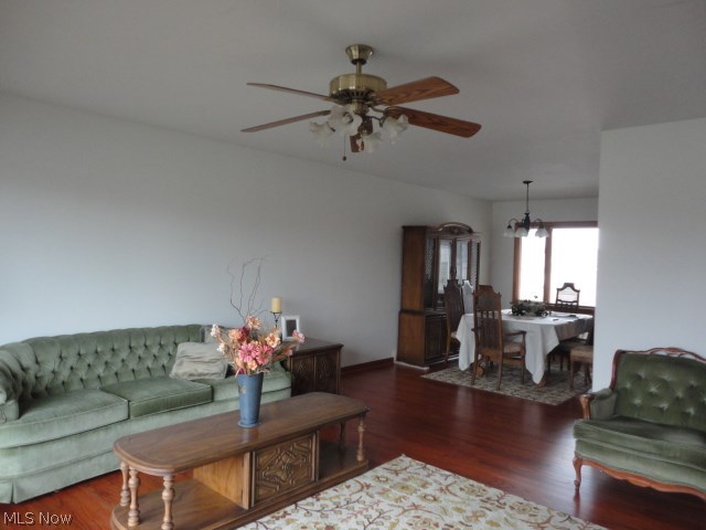 4733 Roadoan Road Cleveland, OH 44144 - Photo 3 of 34 Gallery Image 3