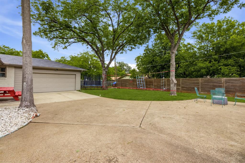 3812 Periwinkle Drive Dallas, TX 75233 - Photo 29 of 37