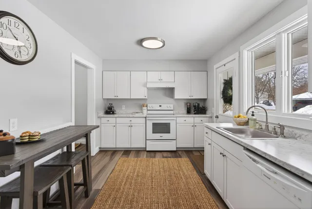 $399,000 | 234 Congress Circle, Topsham, ME 04086