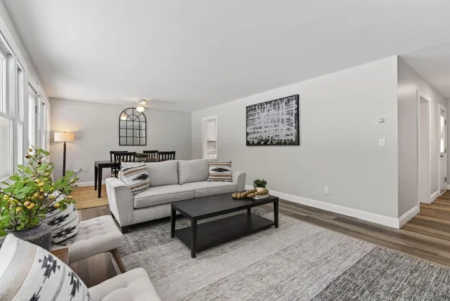 $399,000 | 234 Congress Circle, Topsham, ME 04086