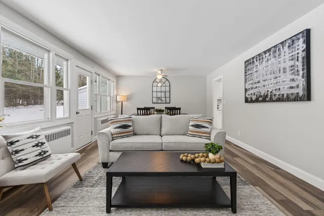 $399,000 | 234 Congress Circle, Topsham, ME 04086