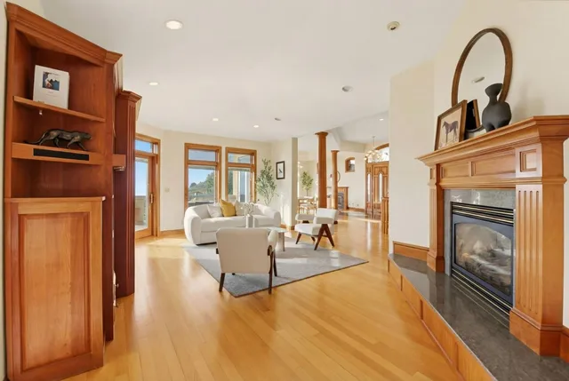 $2,100,000 | 6357 Fairlane Drive, Oakland, CA 94611