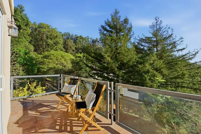 $2,100,000 | 6357 Fairlane Drive, Oakland, CA 94611