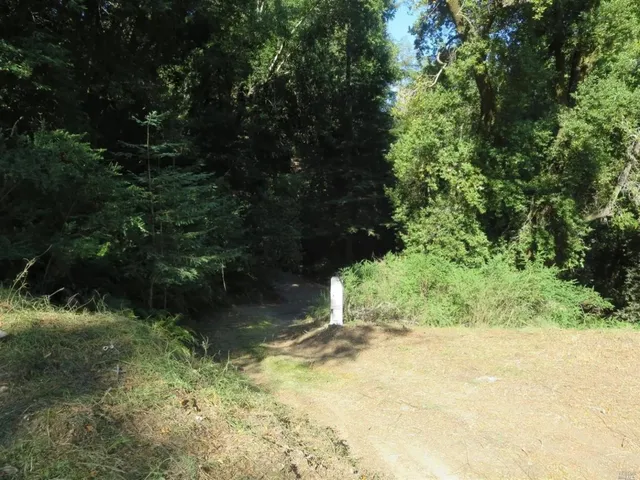 $699,000 | 29 Red Rock Way, San Rafael, CA 94903