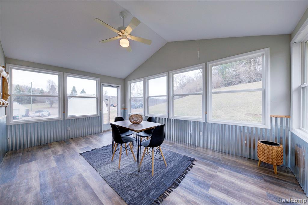 2718 Sexton Road Howell, MI 48843 - Photo 16 of 49