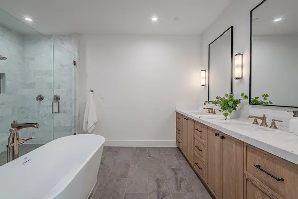 $10,500 | 4128 University Boulevard, Unit 2, University Park, TX 75205